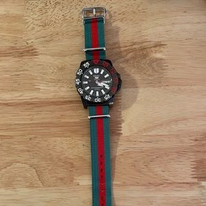Seiko 5 Sports Dive Watch (44mm) red & green